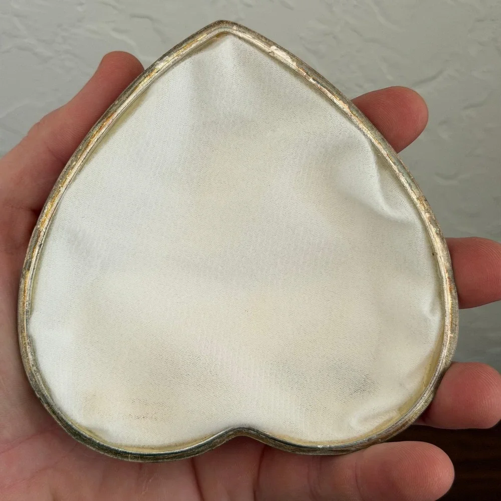 Vintage Silver Heart Jewelry Box Gold Bow‎ Cottagecore Coquette Lid Small